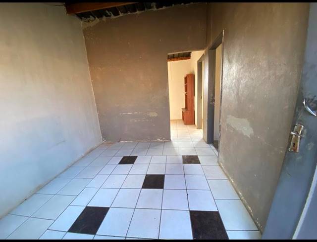 2 BEDROOM HOUSE FOR SALE IN PALM RIDGE